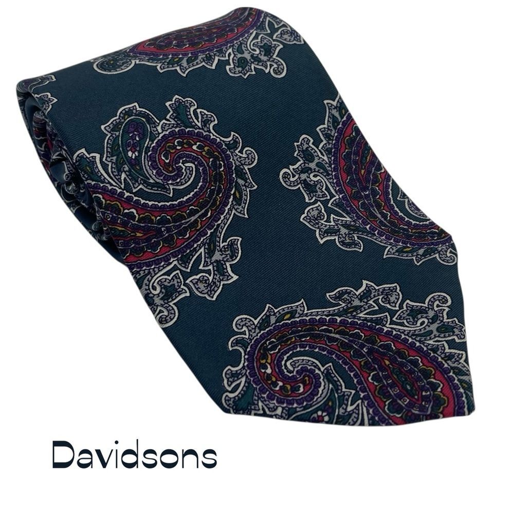 Davidsons Navy Red Paisley Silk Necktie NWOT